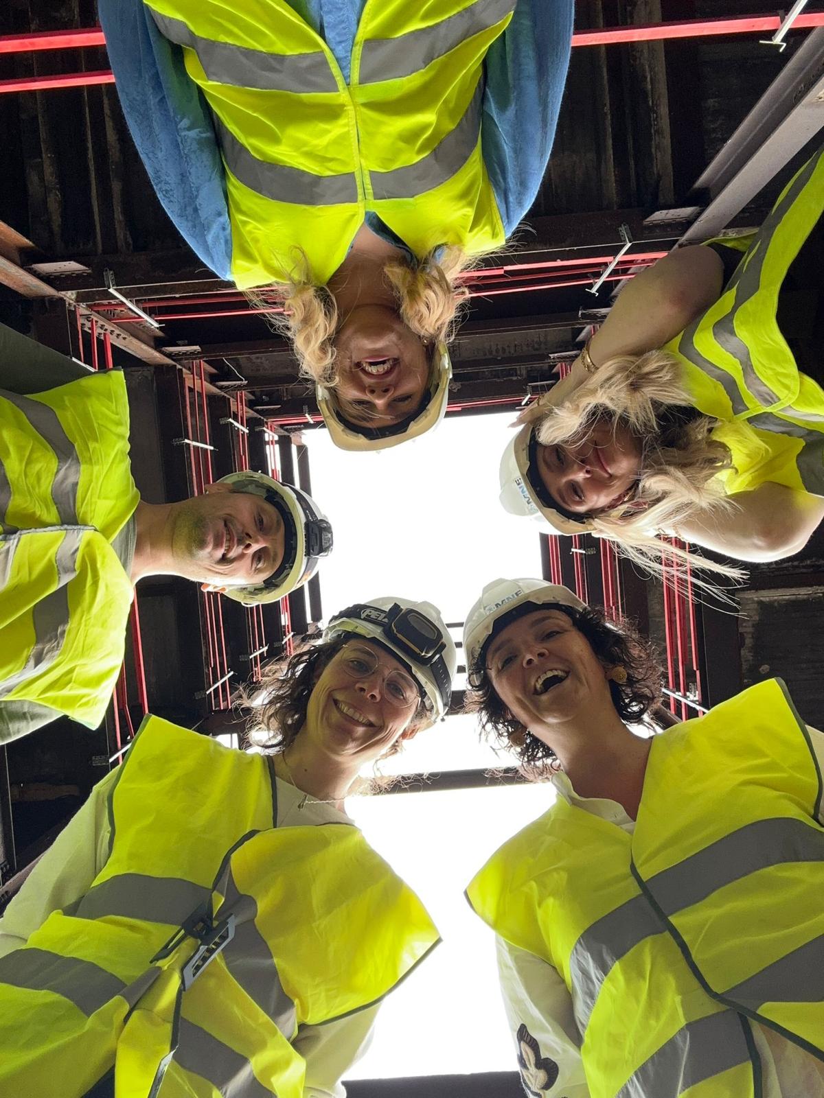 werfbezoek voor open monumentendag be-MINE met YES communicatie team